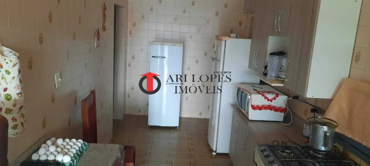 Foto 7 de Sobrado com 5 quartos à venda, 250m2 em Mongagua - SP