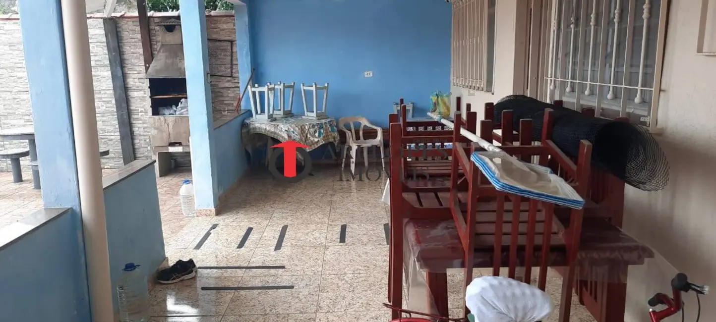 Foto 3 de Sobrado com 5 quartos à venda, 250m2 em Mongagua - SP