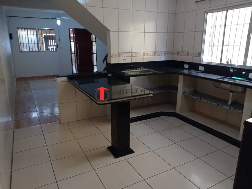 Foto 7 de Sobrado com 3 quartos à venda, 125m2 em Mongagua - SP