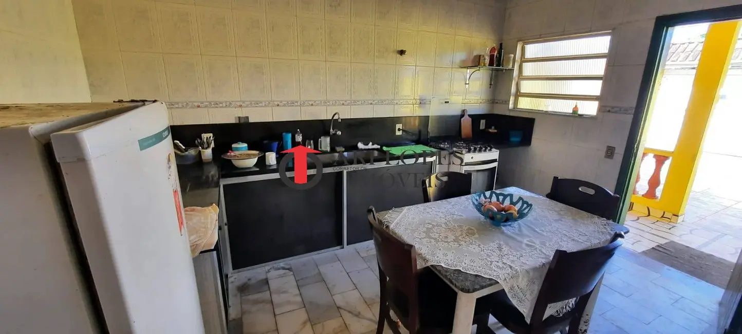 Foto 6 de Sobrado com 3 quartos à venda, 150m2 em Mongagua - SP