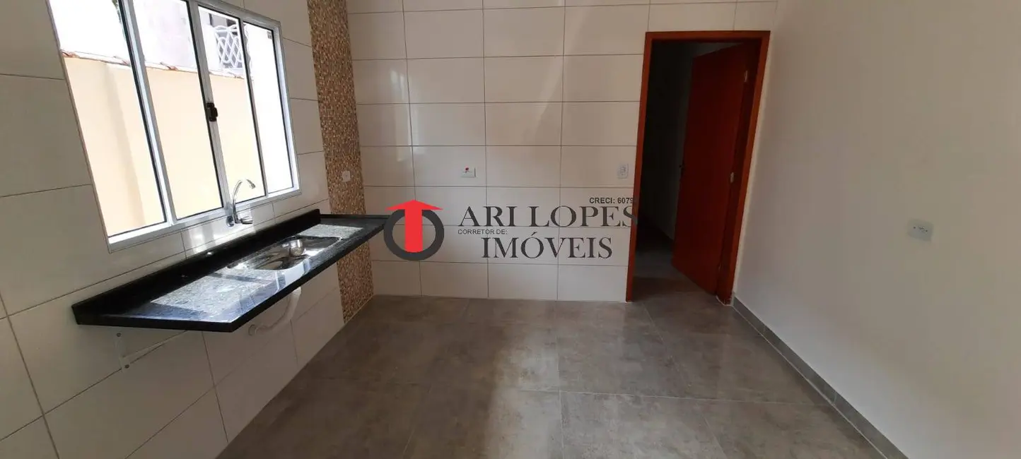 Foto 6 de Casa com 2 quartos à venda, 175m2 em Mongagua - SP