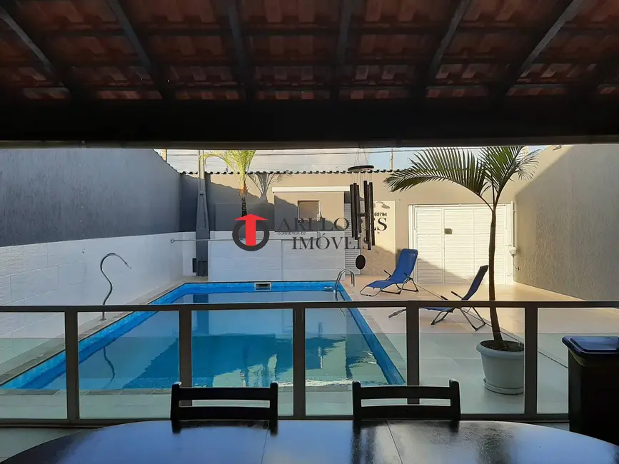 Foto 7 de Sobrado com 5 quartos à venda, 350m2 em Itanhaem - SP