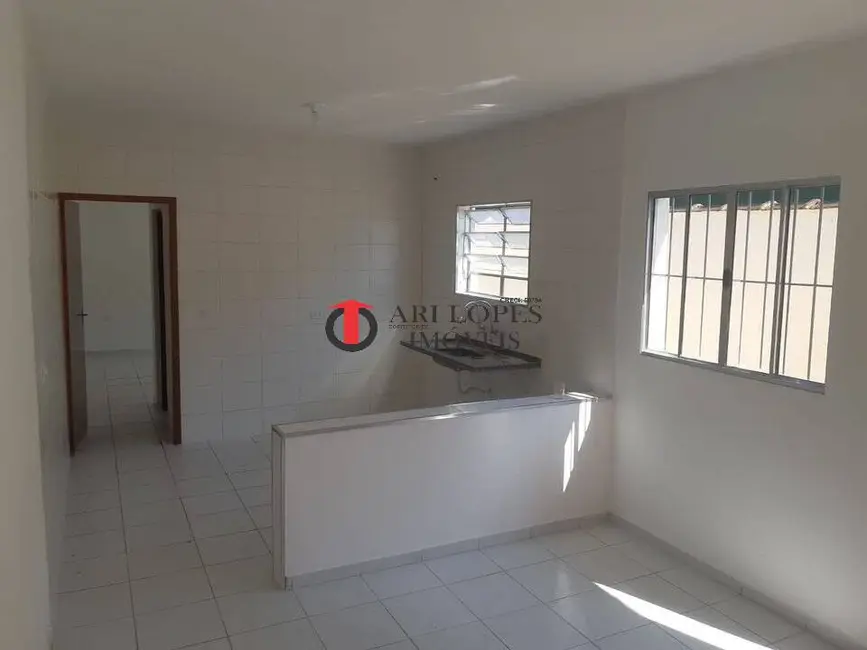 Foto 3 de Casa com 2 quartos à venda, 125m2 em Mongagua - SP