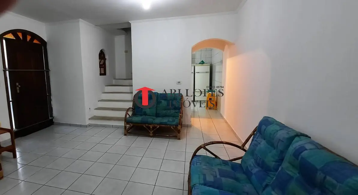 Foto 3 de Casa com 2 quartos à venda, 250m2 em Mongagua - SP