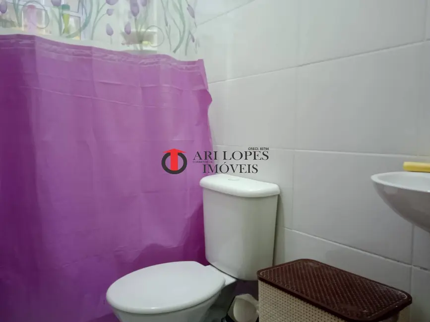 Foto 9 de Casa com 2 quartos à venda, 125m2 em Mongagua - SP