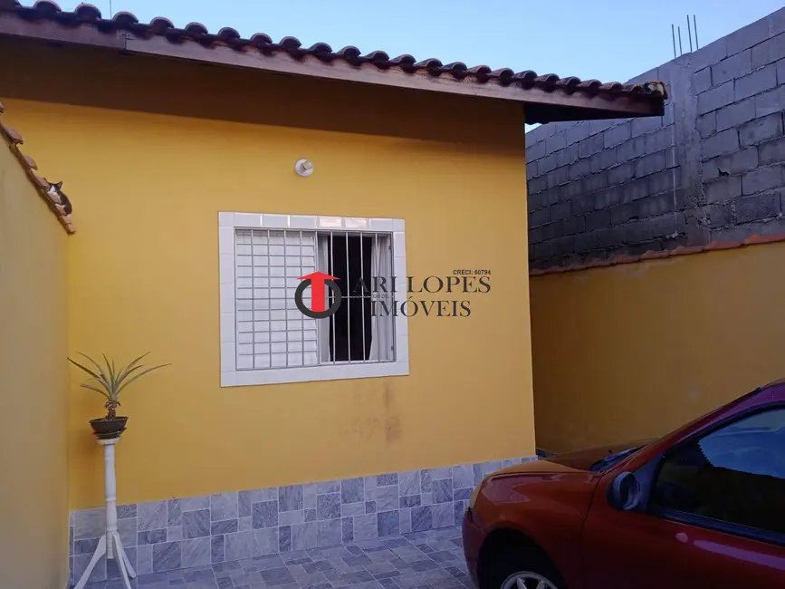 Foto 2 de Casa com 2 quartos à venda, 125m2 em Mongagua - SP