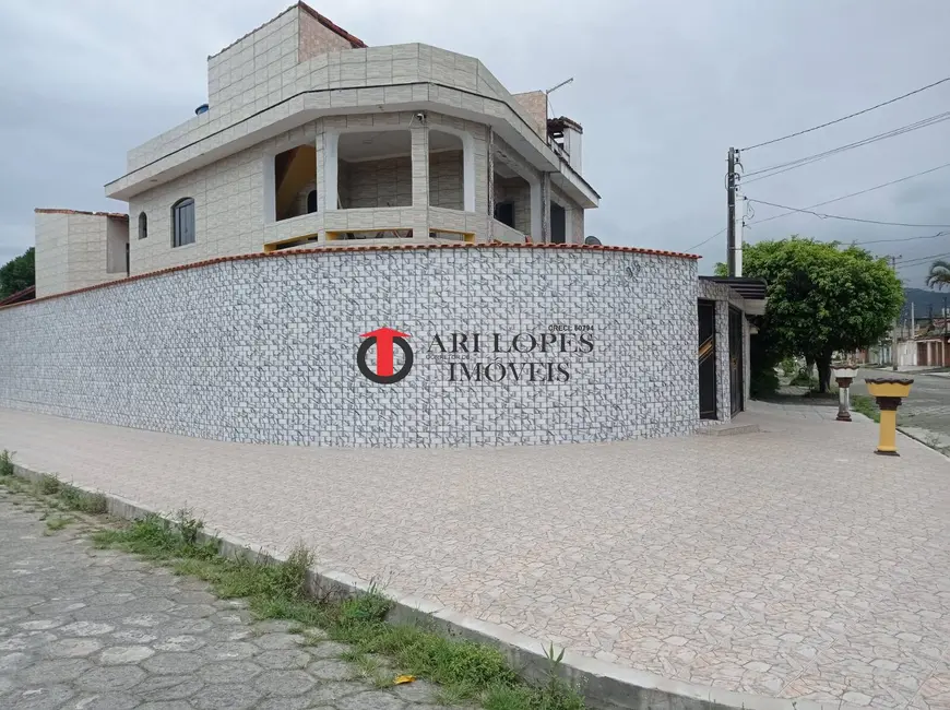 Foto 2 de Casa com 2 quartos à venda em Mongagua - SP