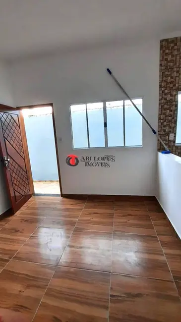 Foto 4 de Casa com 2 quartos à venda, 125m2 em Mongagua - SP
