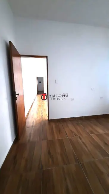 Foto 9 de Casa com 2 quartos à venda, 125m2 em Mongagua - SP