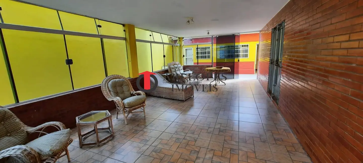 Foto 4 de Casa com 3 quartos à venda, 276m2 em Mongagua - SP