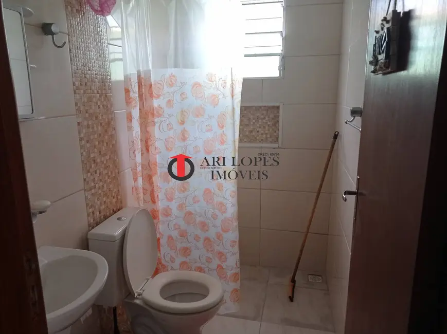 Foto 8 de Casa com 2 quartos à venda em Mongagua - SP