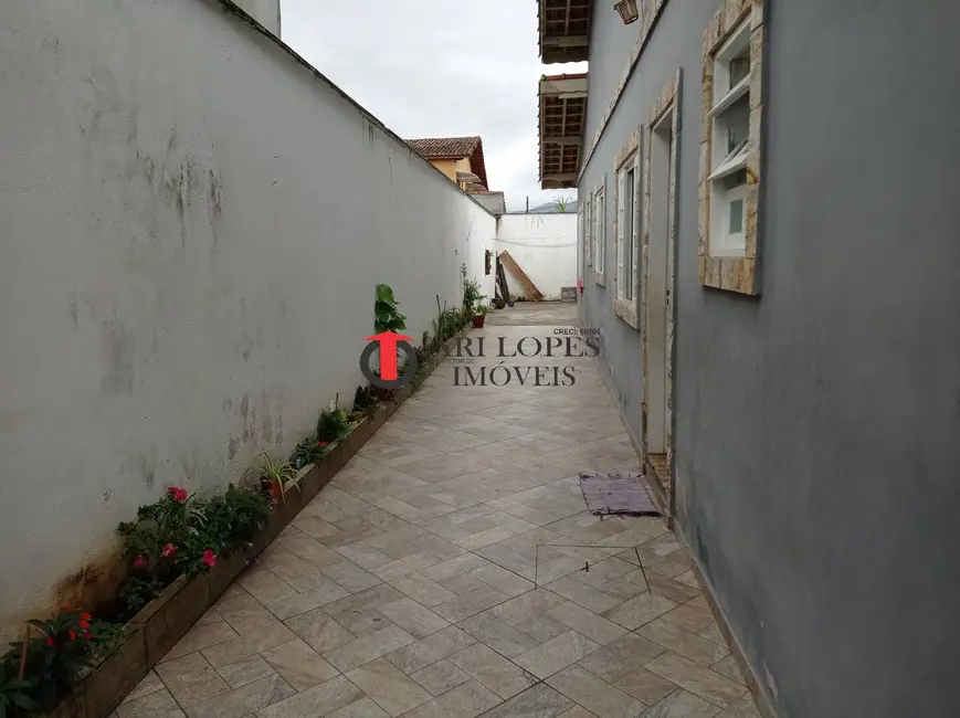 Foto 4 de Casa com 2 quartos à venda em Mongagua - SP