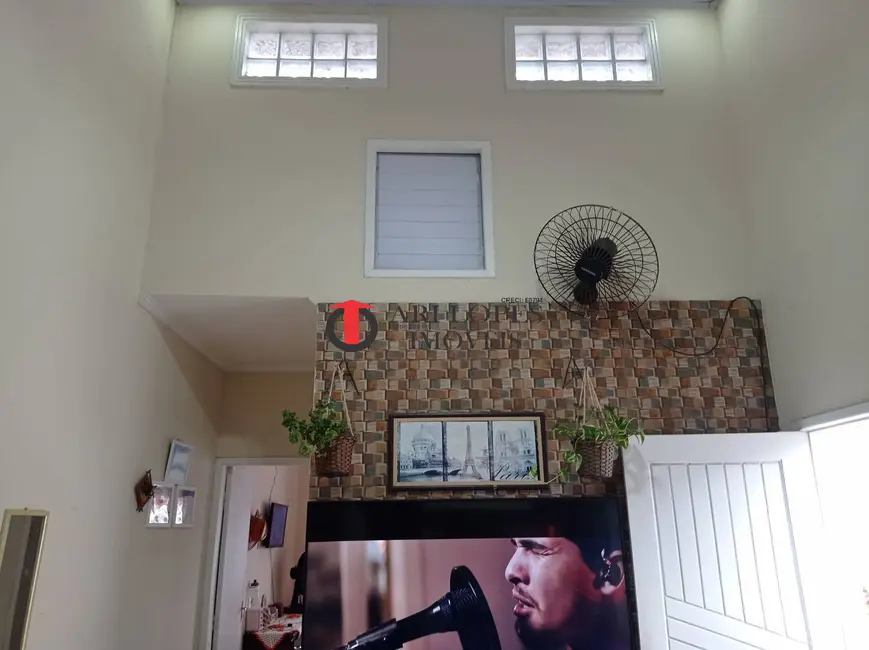 Foto 9 de Casa com 2 quartos à venda em Mongagua - SP