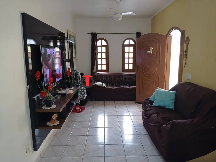 Foto 9 de Casa com 3 quartos à venda, 635m2 em Mongagua - SP