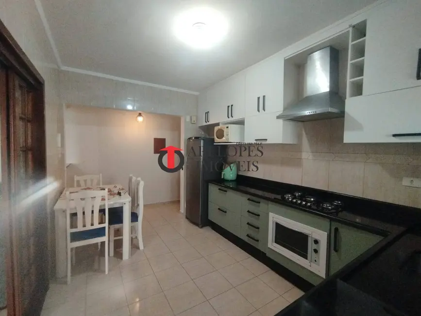 Apartamento com 2 quartos para alugar, 74m2 em Centro, Mongagua - SP - imagem 6 Foto 6 de Apartamento com 2 quartos para alugar, 74m2 em Centro, Mongagua - SP