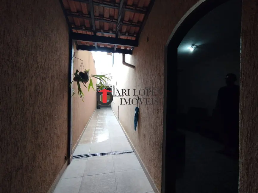 Foto 4 de Sobrado com 3 quartos à venda em Mongagua - SP