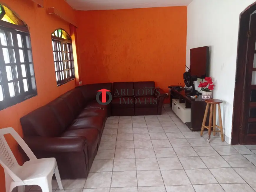 Foto 4 de Casa com 2 quartos à venda em Mongagua - SP