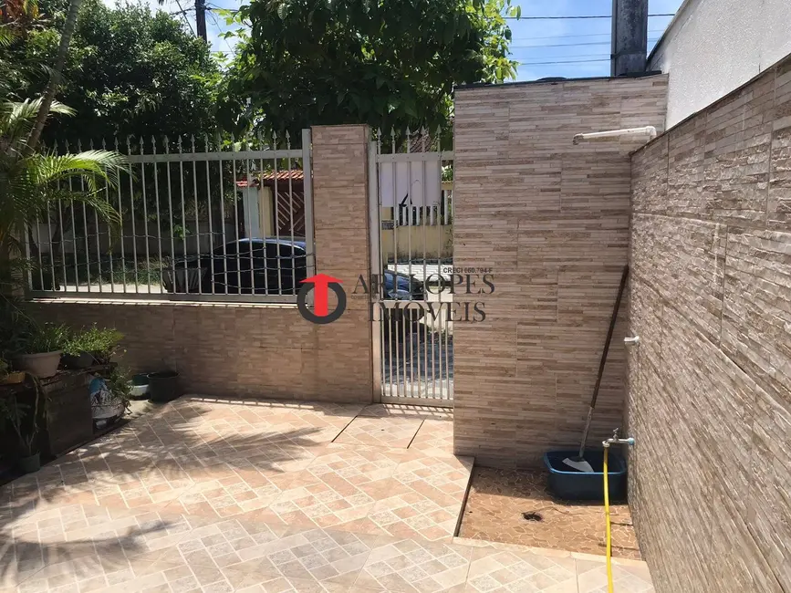 Foto 3 de Casa com 3 quartos à venda, 255m2 em Itanhaem - SP
