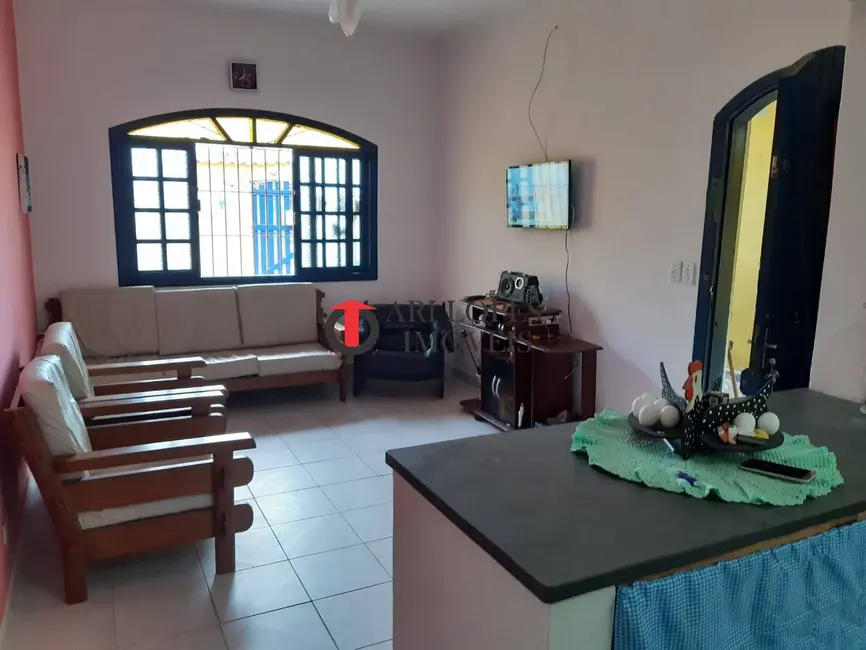 Foto 4 de Casa com 2 quartos à venda, 180m2 em Mongagua - SP