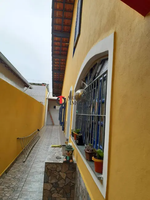 Foto 9 de Casa com 2 quartos à venda, 180m2 em Mongagua - SP