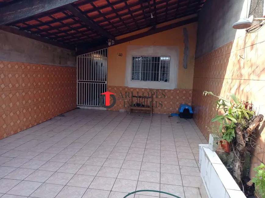 Foto 3 de Casa com 3 quartos à venda em Mongagua - SP