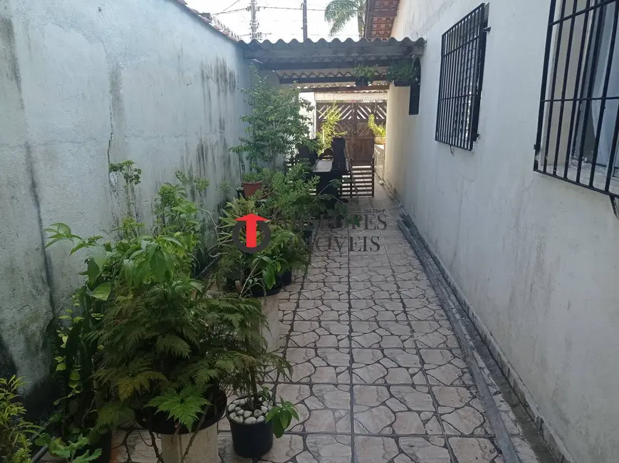 Foto 4 de Casa com 2 quartos à venda em Mongagua - SP
