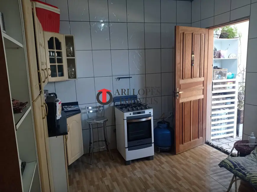 Foto 6 de Casa com 2 quartos à venda em Mongagua - SP