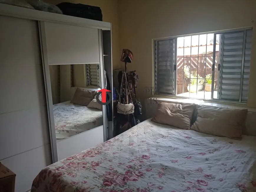 Foto 8 de Casa com 2 quartos à venda em Mongagua - SP