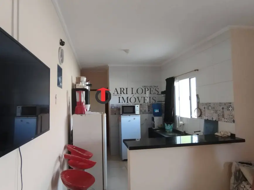 Foto 8 de Casa com 2 quartos à venda em Mongagua - SP