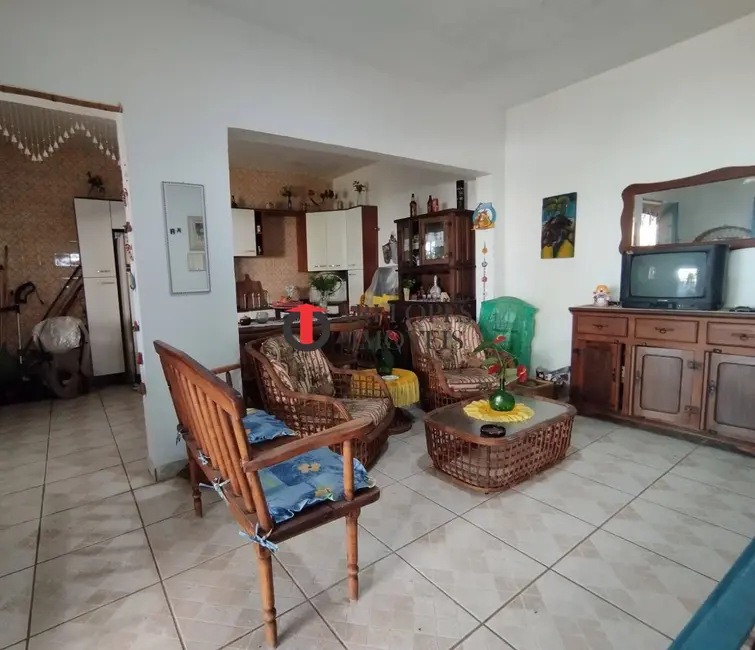 Foto 6 de Casa com 2 quartos à venda, 308m2 em Mongagua - SP