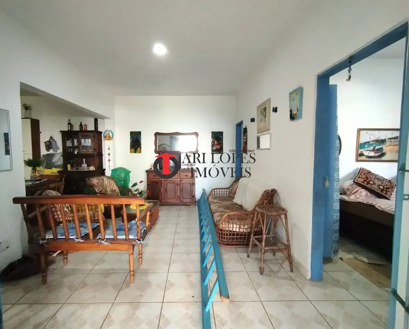 Foto 5 de Casa com 2 quartos à venda, 308m2 em Mongagua - SP
