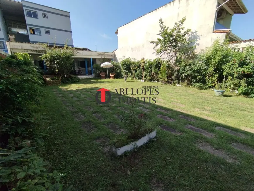 Foto 2 de Casa com 2 quartos à venda, 308m2 em Mongagua - SP