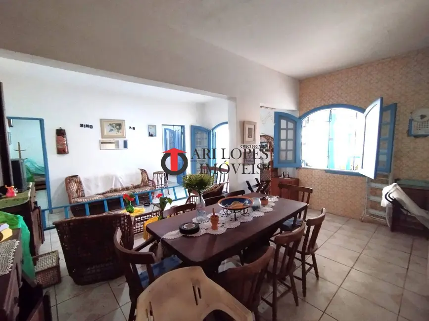 Foto 8 de Casa com 2 quartos à venda, 308m2 em Mongagua - SP