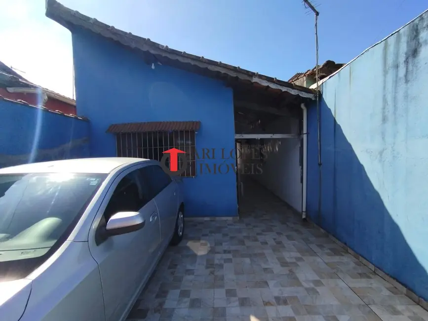 Foto 2 de Casa com 2 quartos à venda, 125m2 em Mongagua - SP