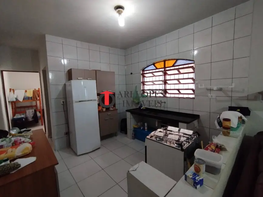 Foto 6 de Casa com 2 quartos à venda, 125m2 em Mongagua - SP