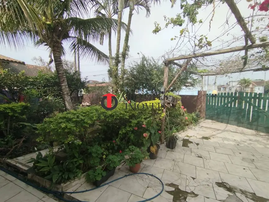 Foto 4 de Casa com 2 quartos à venda em Mongagua - SP