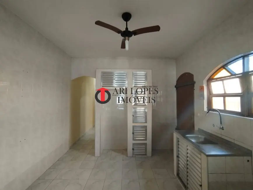 Foto 6 de Casa com 2 quartos à venda, 125m2 em Mongagua - SP