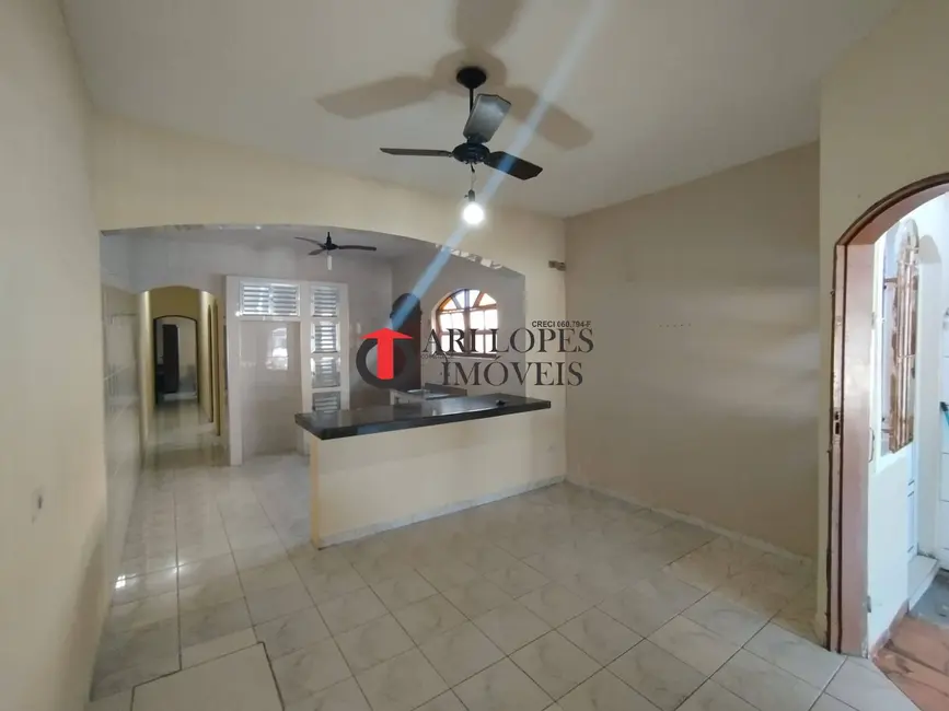 Foto 5 de Casa com 2 quartos à venda, 125m2 em Mongagua - SP