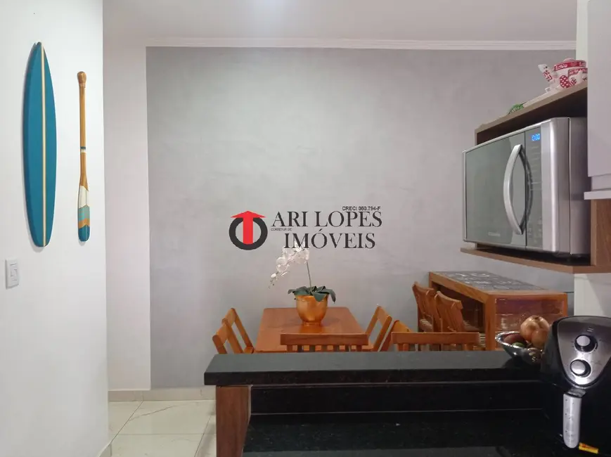 Foto 8 de Casa com 2 quartos à venda em Mongagua - SP