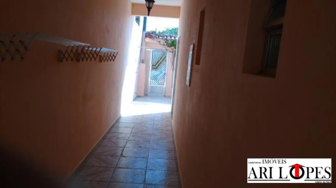 Foto 9 de Casa com 7 quartos à venda, 200m2 em Mongagua - SP