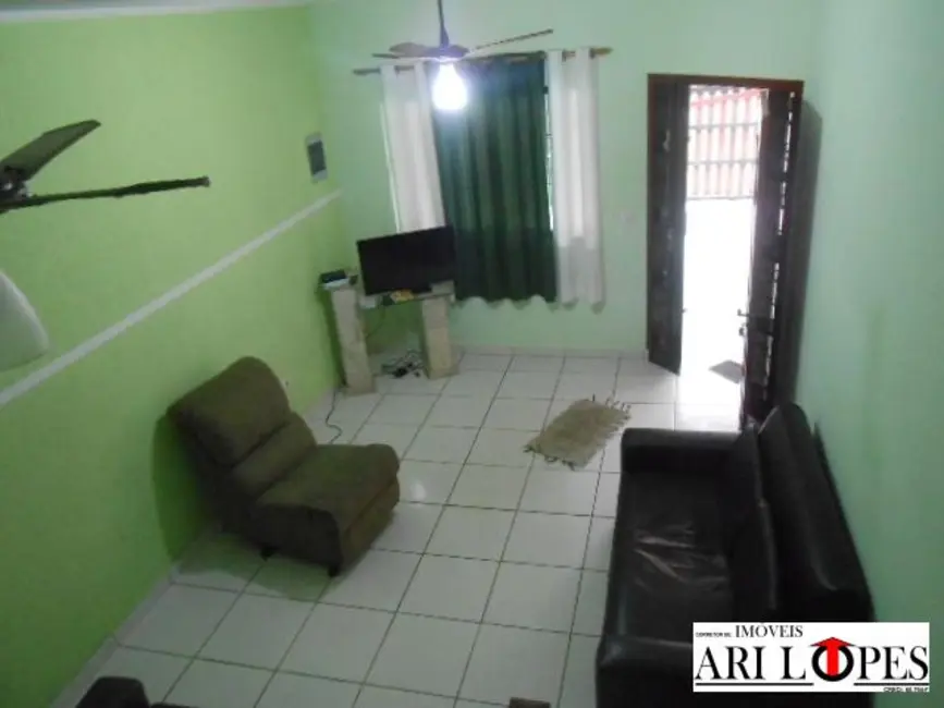 Foto 7 de Sobrado com 2 quartos à venda, 85m2 em Mongagua - SP