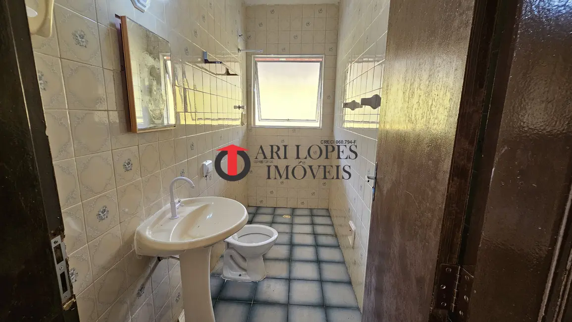 Foto 7 de Casa com 2 quartos à venda, 250m2 em Mongagua - SP