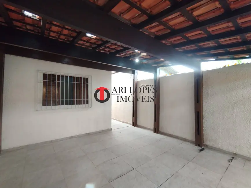 Foto 3 de Casa com 1 quarto à venda, 143m2 em Mongagua - SP