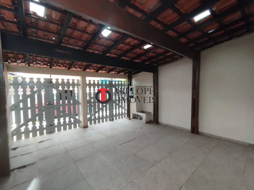 Foto 2 de Casa com 1 quarto à venda, 143m2 em Mongagua - SP