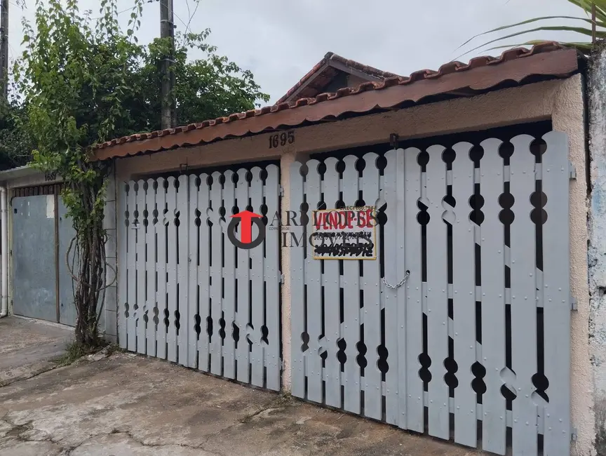 Foto 1 de Casa com 1 quarto à venda, 143m2 em Mongagua - SP