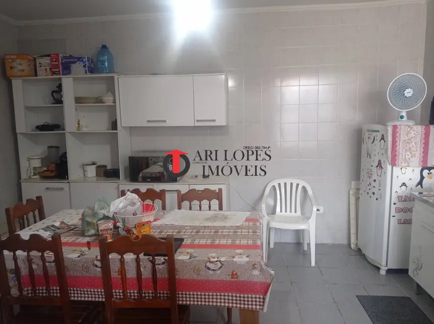 Foto 4 de Casa com 2 quartos à venda em Centro, Mongagua - SP