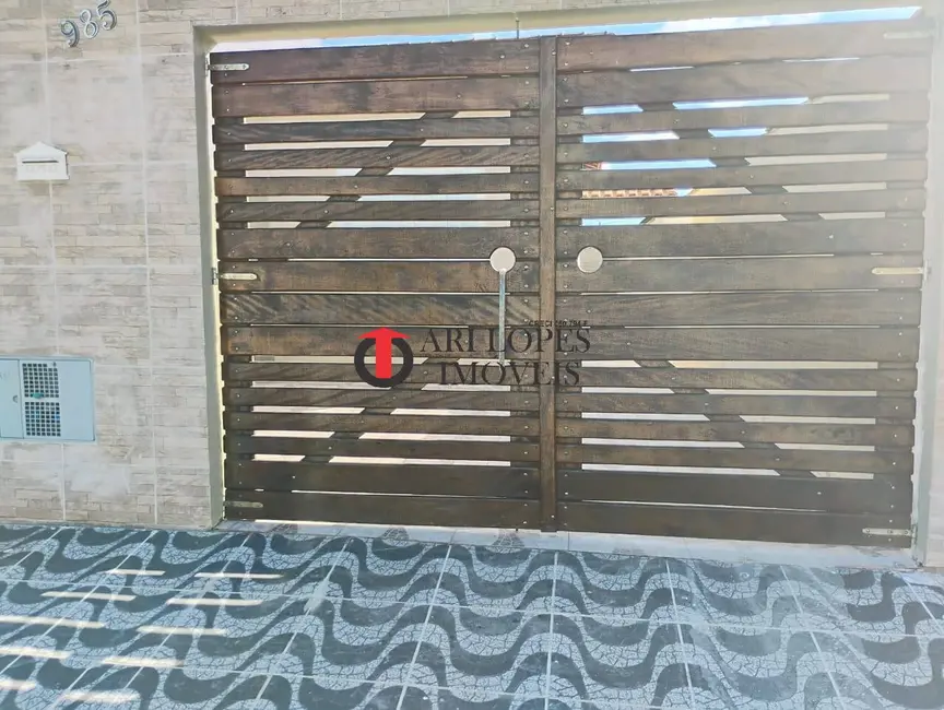 Foto 1 de Casa com 2 quartos à venda, 135m2 em Mongagua - SP