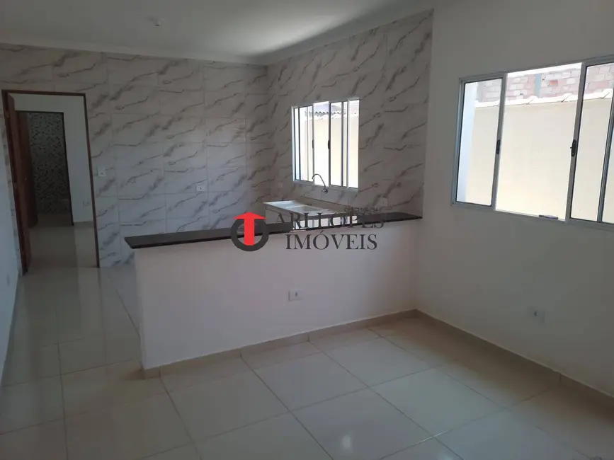 Foto 5 de Casa com 2 quartos à venda, 135m2 em Mongagua - SP