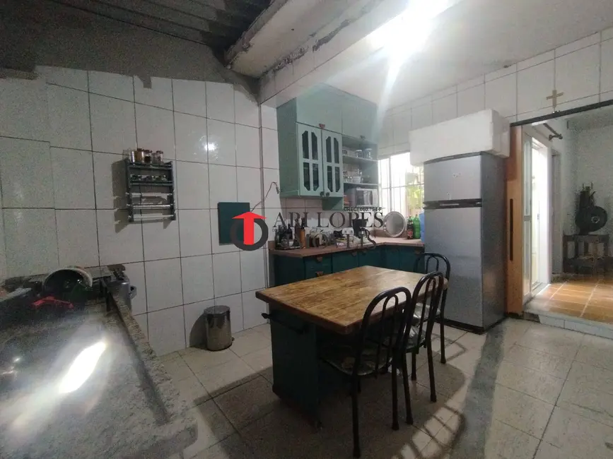 Foto 7 de Casa com 1 quarto à venda, 125m2 em Mongagua - SP