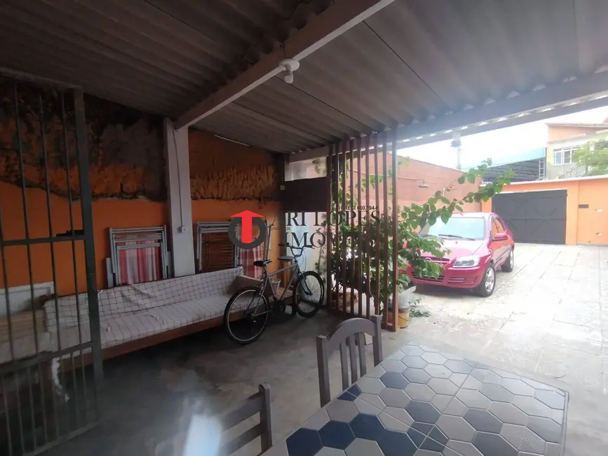 Foto 5 de Casa com 1 quarto à venda, 125m2 em Mongagua - SP